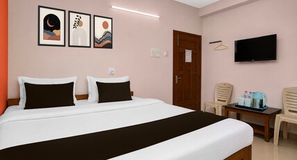 Super Hotel O Sonajhuri Forestview Bolpur Formerly Comfort Inn Room Type - Classic Super Hotel O Sonajhuri Forestview Bolpur Formerly Comfort Inn Room Type - Classic