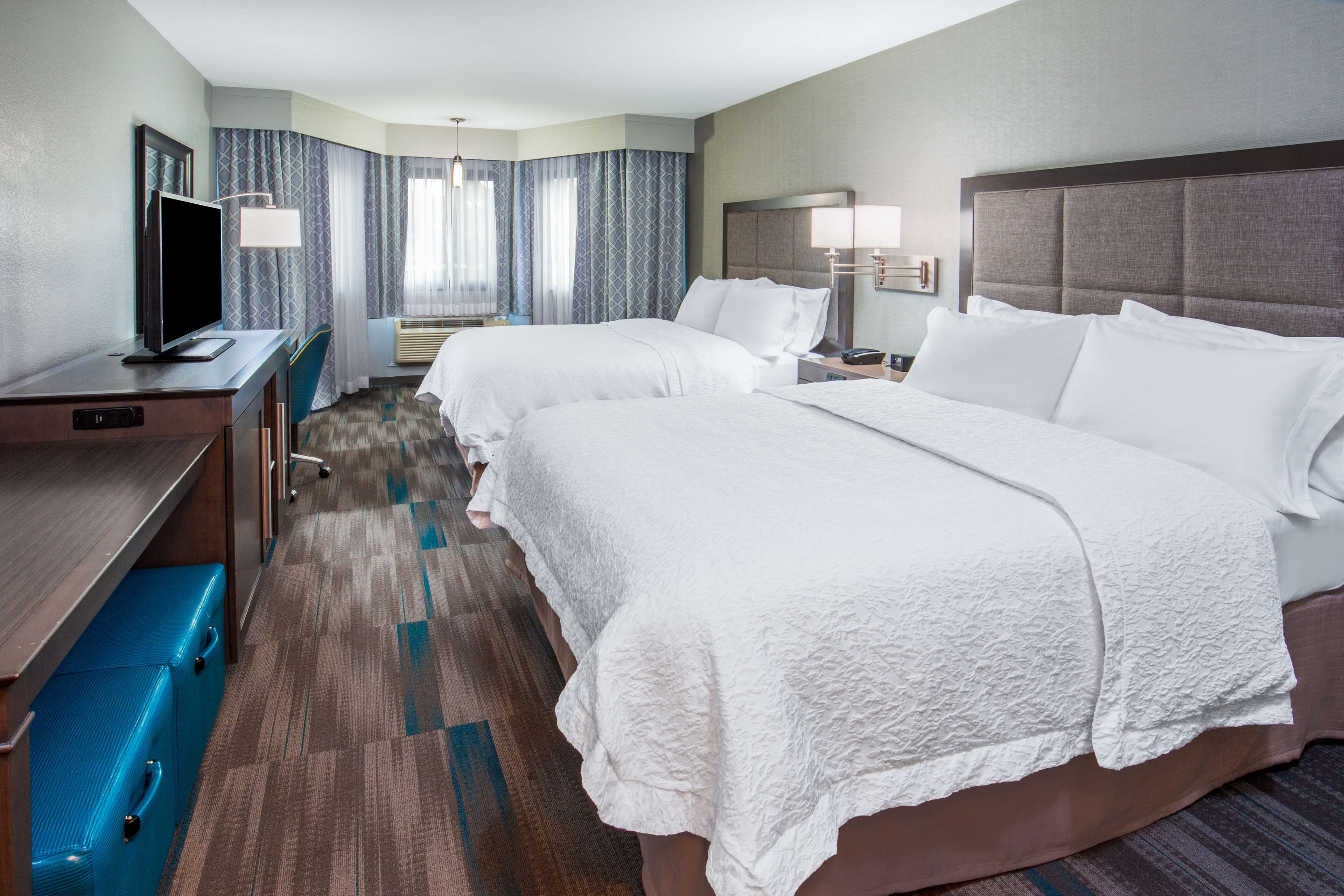 Hampton Inn by Hilton Monterey - Tap to explore photos