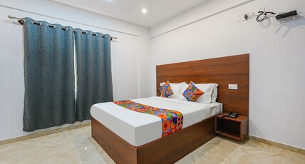 FabHotel Tree Suites - Nr. Reva University Room Type - Suite Room