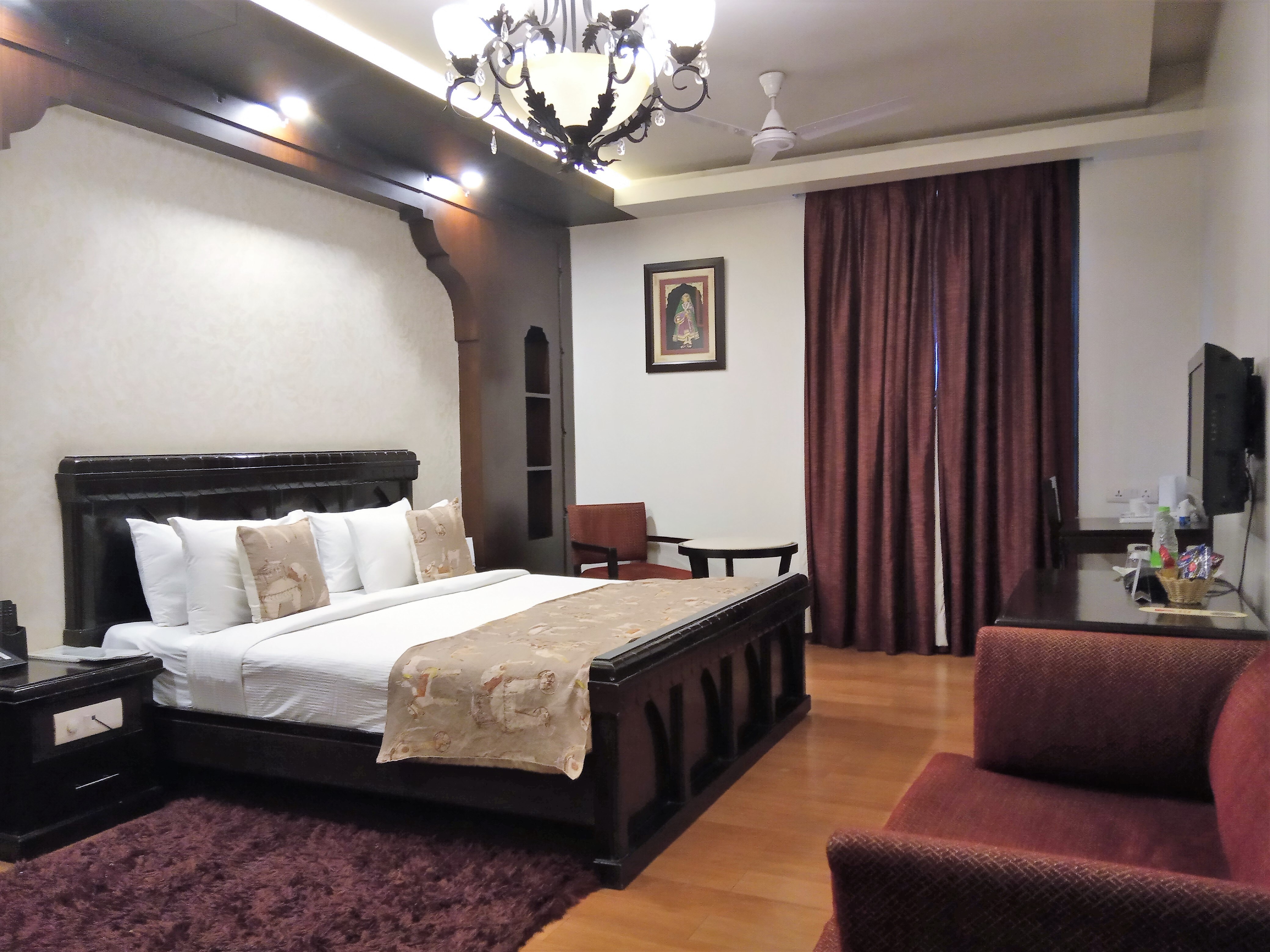 Hotel Rockland (Panchsheel Enclave) - Tap to explore photos