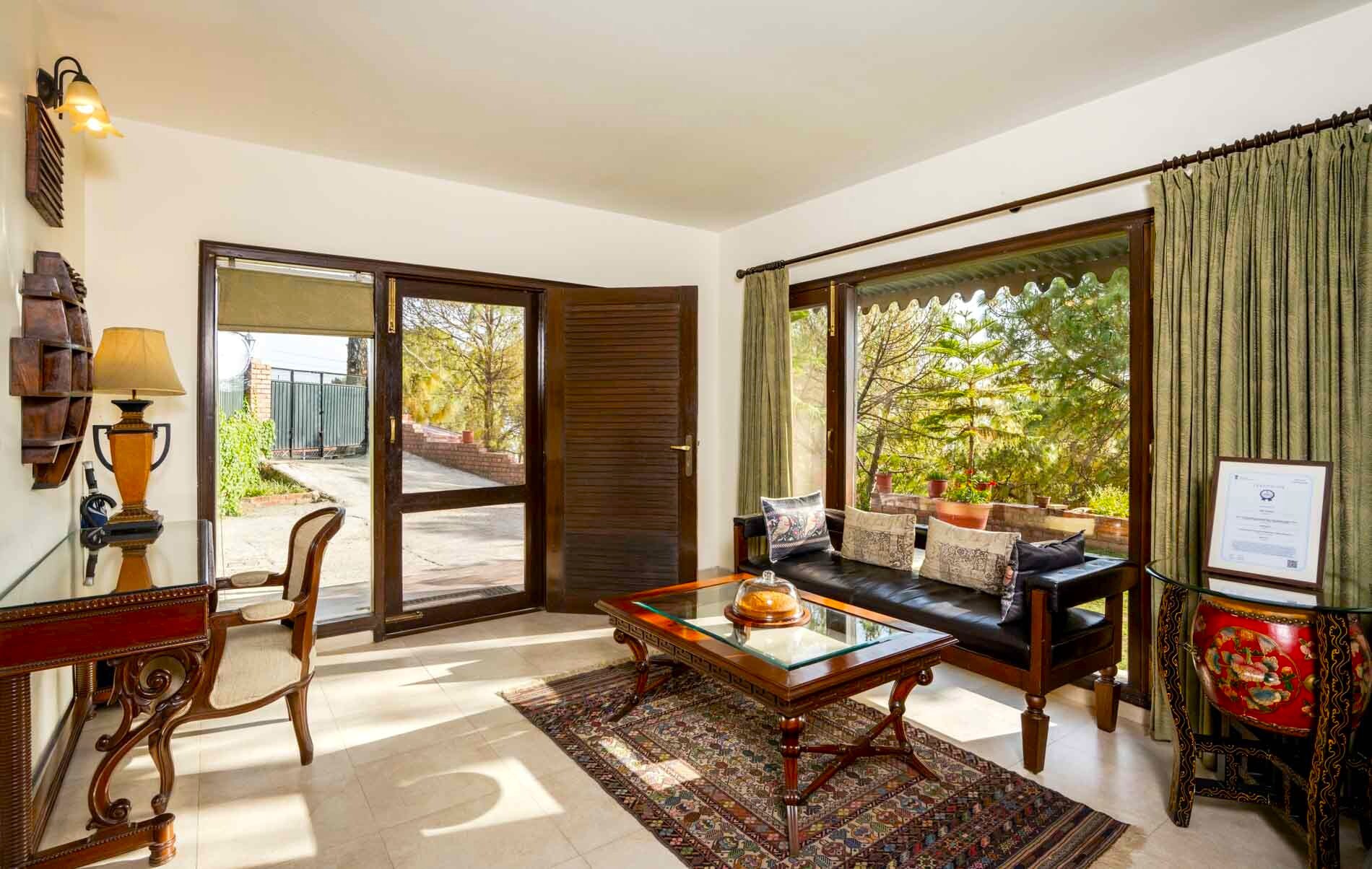 V are Family Uncle Bob's | 3BHK Garden villa with BBQ & Bonfire - Tap to explore photos