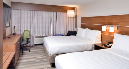 Holiday Inn Express & Suites INDIANAPOLIS DTN-CONV CTR AREA Room Type - 2 Dble Beds Stndrd Comm Access Tran Shwr