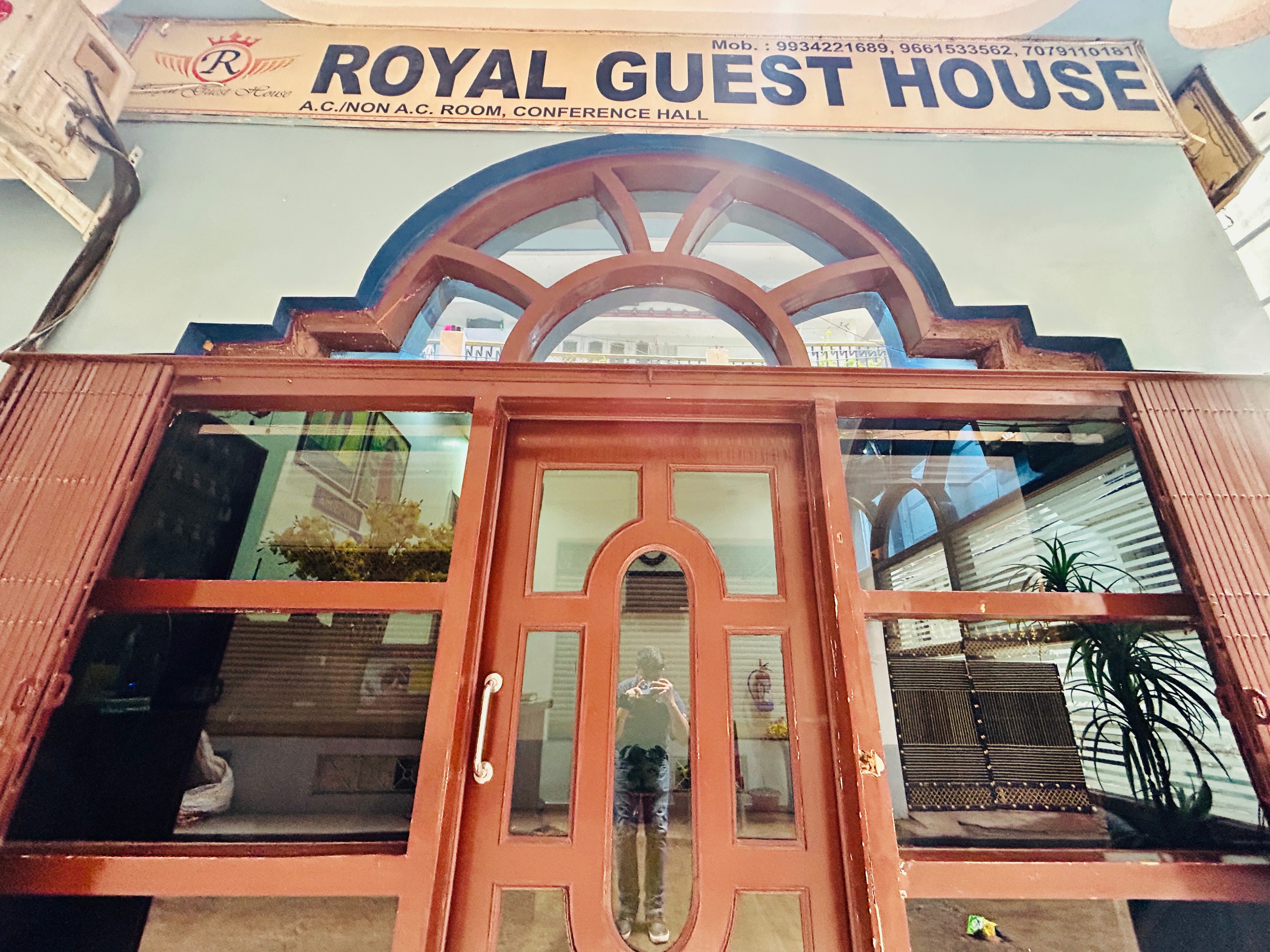 Royal Guest House - Tap to explore photos