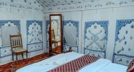 Star Desert Camp Room Type - Swiss Luxury Tent Star Desert Camp Room Type - Swiss Luxury Tent