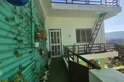 Roaming Rovers - Pet-Friendly & Peaceful Homestay in Almora