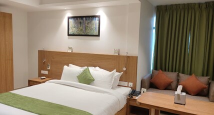 HOTEL HILLWAY Room Type - Suite Room