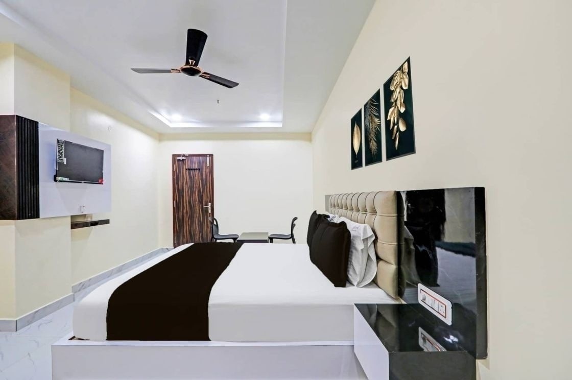 Sri Vishnu Residency - Tap to explore photos