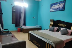 Hotel Shri Ram Halting Center