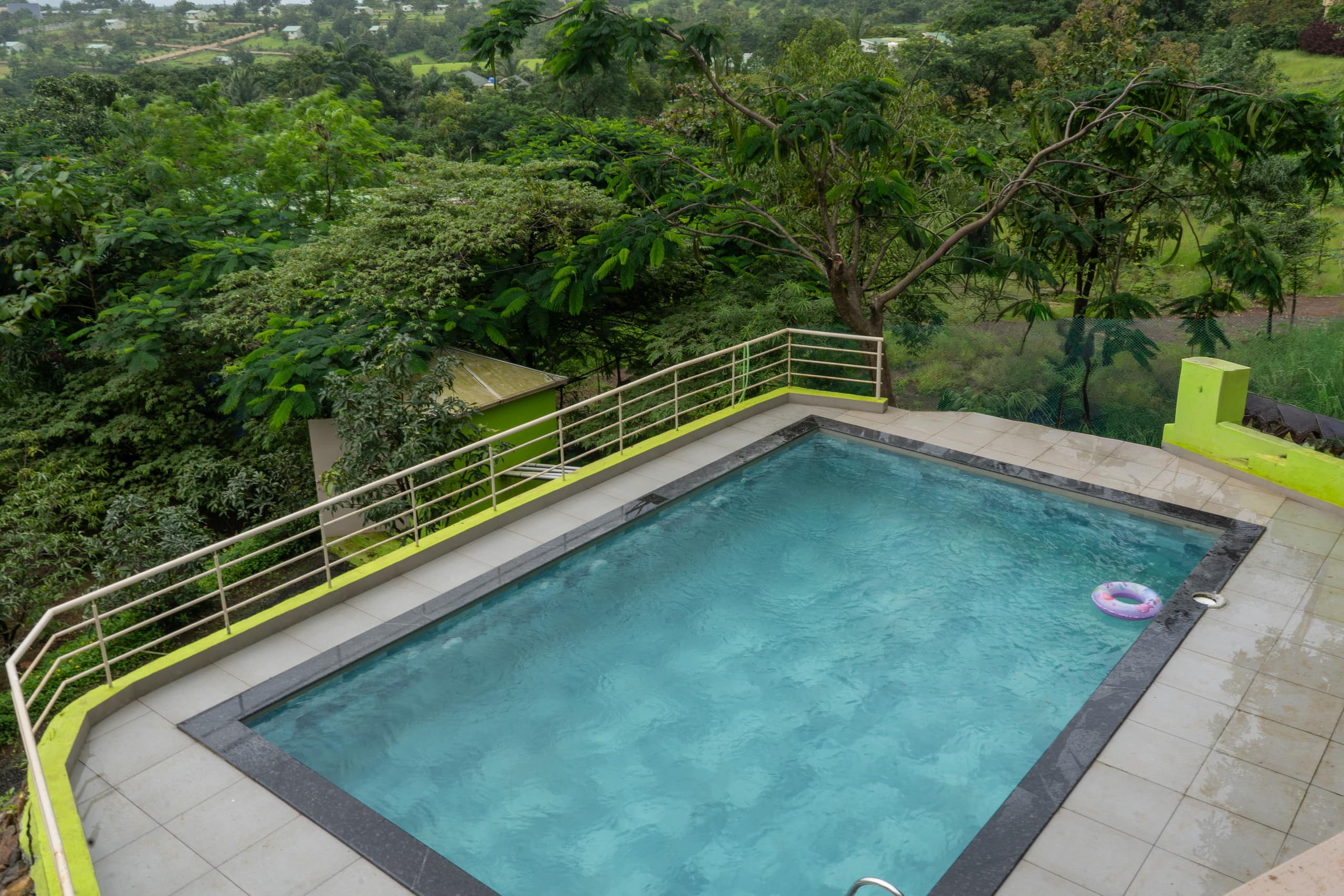 Shruti Farms 3BHK Pool Villa Trimbakeshwar Temple - Tap to explore photos