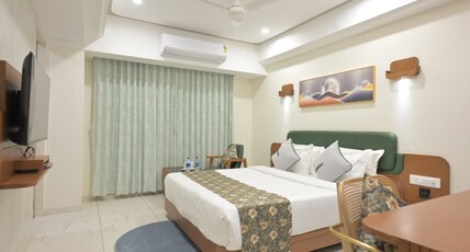 Hotel Grand Arose Room Type - SUPERIOR ROOM WITH BALCONY