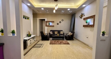 Bright & Airy 3BHK Flat with Balcony Room Type - Bright & Airy 3BHK Flat with Balcony