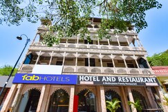 FabHotel Moon Stone, Near Jawahar Circle - World Trade Park