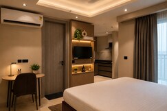 Alaya Retreat