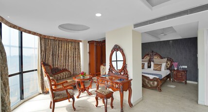 Palette Orient Hotel & Convention Centre by CheckIn, Nagpur Room Type - Junior Suite