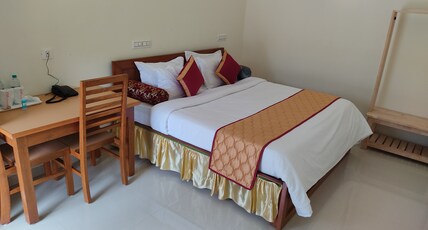 GLOBAL MIST RESORT Room Type - Deluxe Room
