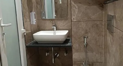 FabHotel Shri Hari Villa Room Type - Deluxe Room