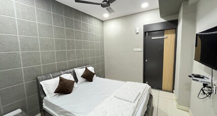 Hotel Fiona Room Type - DELUX NON AC ROOM