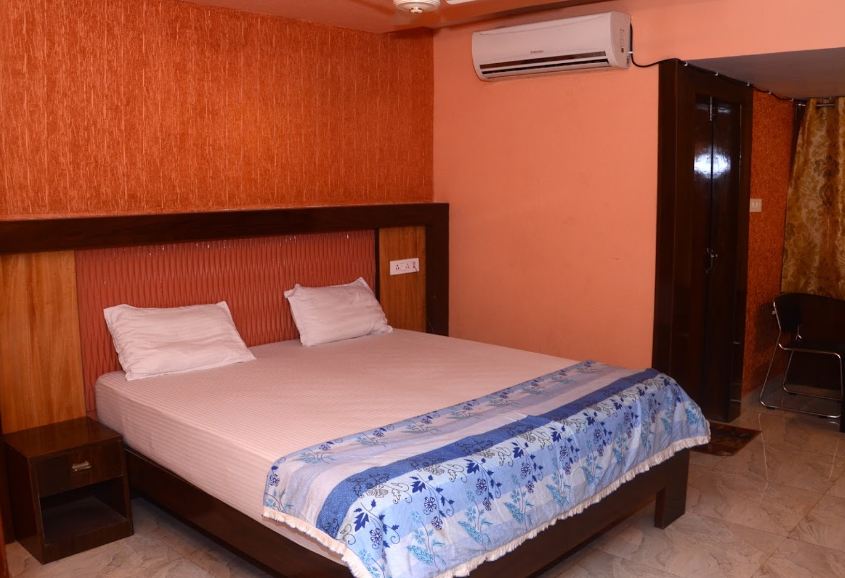 Shree Narayani  Resort  - Tap to explore photos
