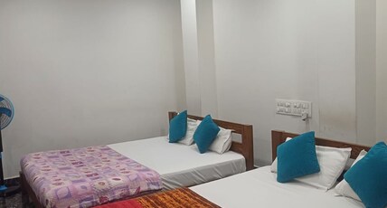Livin Rooms In Kushalnagar Room Type - 2 Cot Bed Room