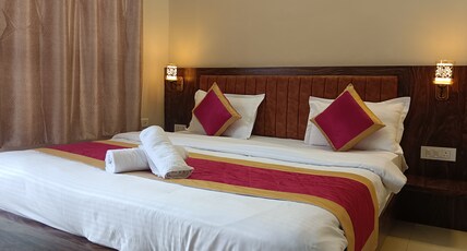Happy Homes Homestay Room Type - Deluxe Room With Balcony