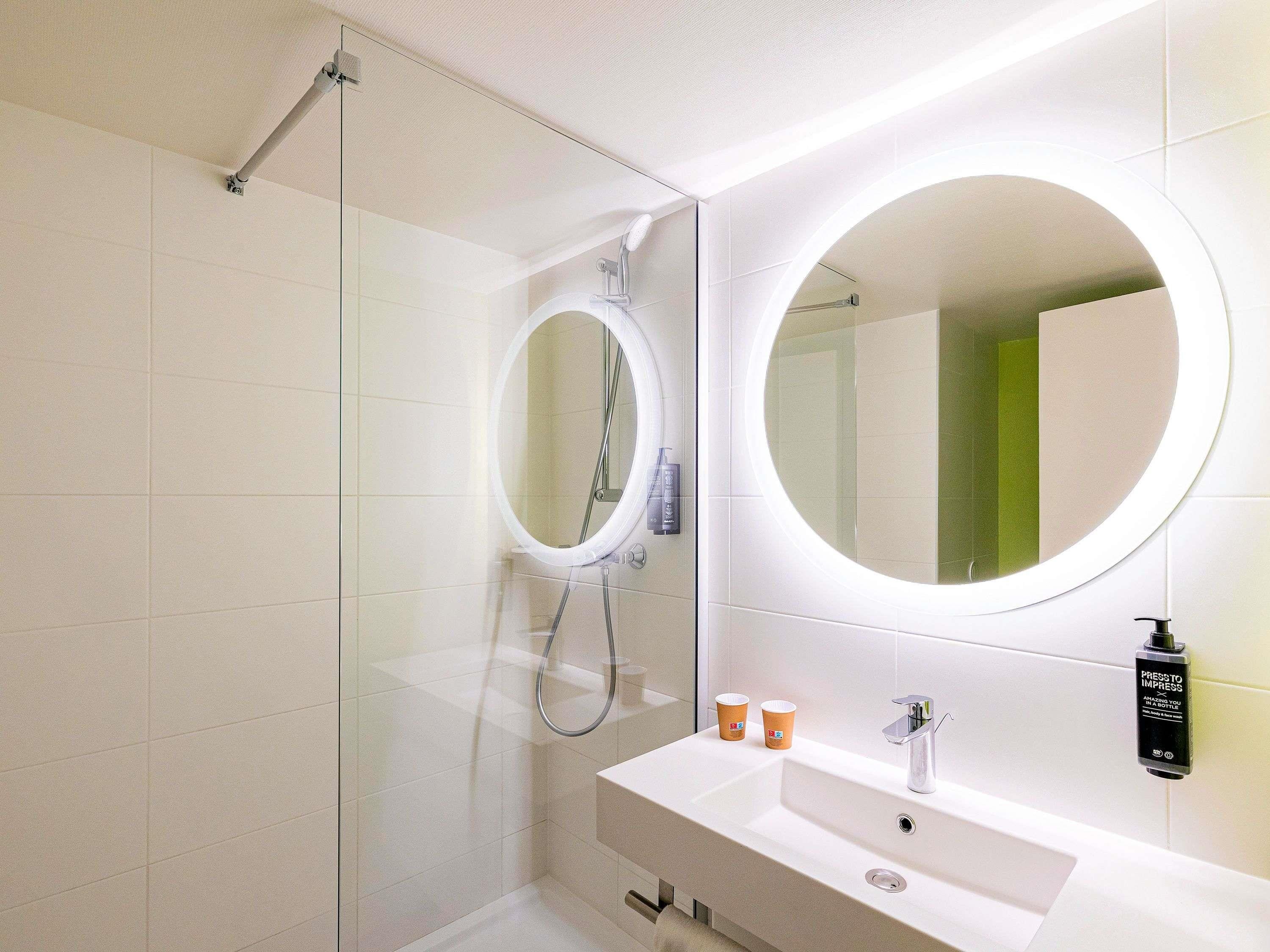 ibis Styles Perpignan Centre Gare - Tap to explore photos