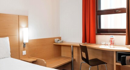 ibis Astana Room Type - Standard room with a double bed, overlooking the city ibis Astana Room Type - Standard room with a double bed, overlooking the city