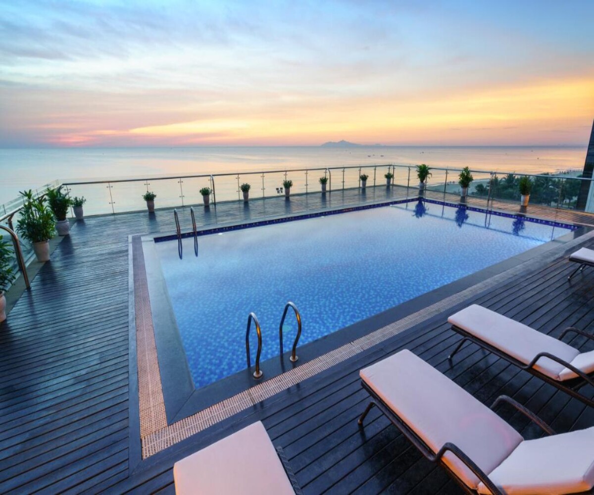 Serene Beach Danang Hotel - Tap to explore photos