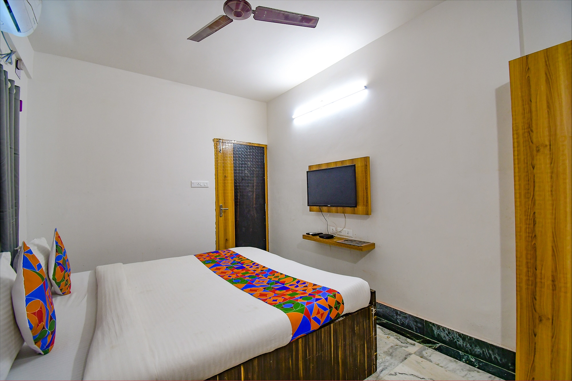 FabHotel Amar Raj Villa - Tap to explore photos