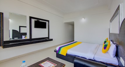 Itsy Hotels Satya Shree Room Type - Standard Room