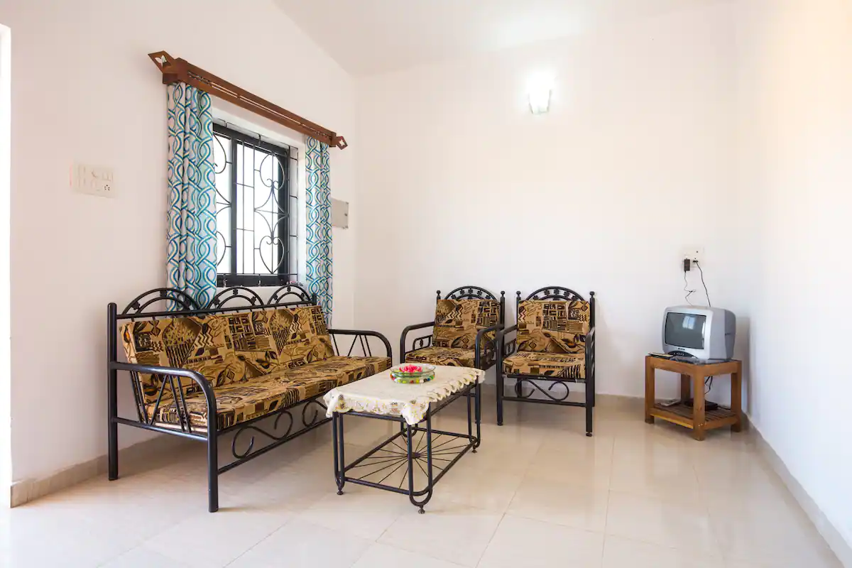 Brittos family appartments 2 BHK Ashvem Mandrem Goa - Tap to explore photos