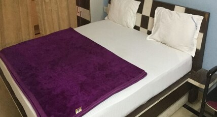 YSR Grand Inn Room Type - Suite Room Ac