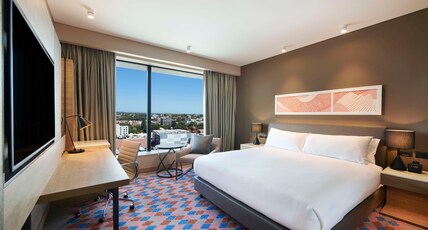 Doubletree by Hilton Perth Northbridge Room Type - KING CORNER ROOM