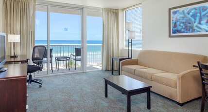 Holiday Inn Resort DAYTONA BEACH OCEANFRONT Room Type - 2 Queen Suite Oceanfront