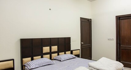 The Desire Hostel Room Type - Private Double Ac Room With Attached Bathroom
