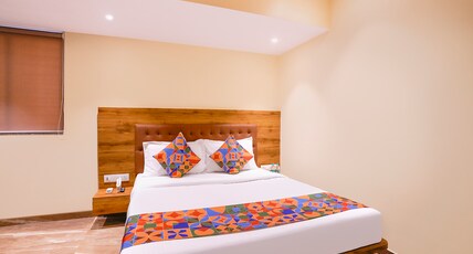 FabHotel Samrath Room Type - Deluxe Room