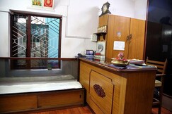 Thangam Balaji Guest House(1KM From US Consulate)
