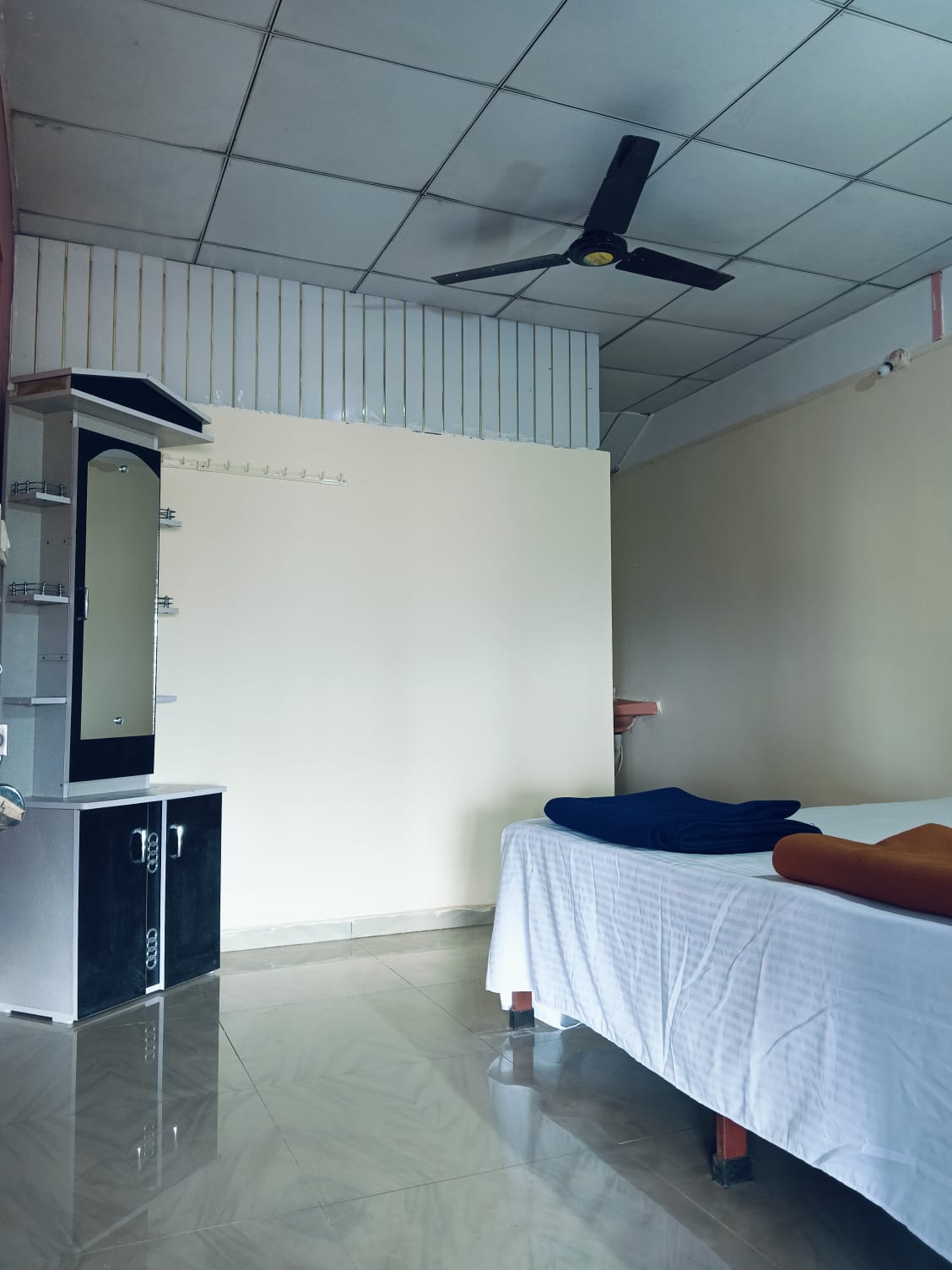 vrundavan resort radhanagari - Tap to explore photos
