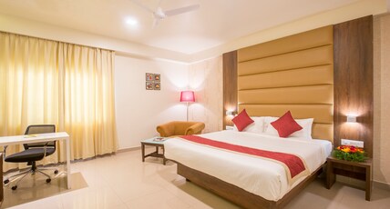 Hotel Sai International Room Type - Deluxe AC Room - King Bed