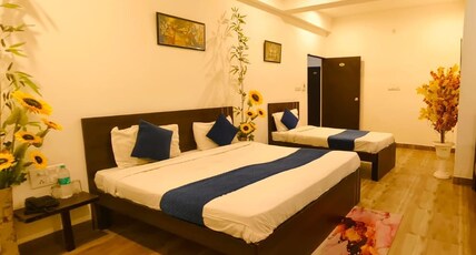 Hotel Dream Villa Udaipur Room Type - Super Deluxe Triple Bed
