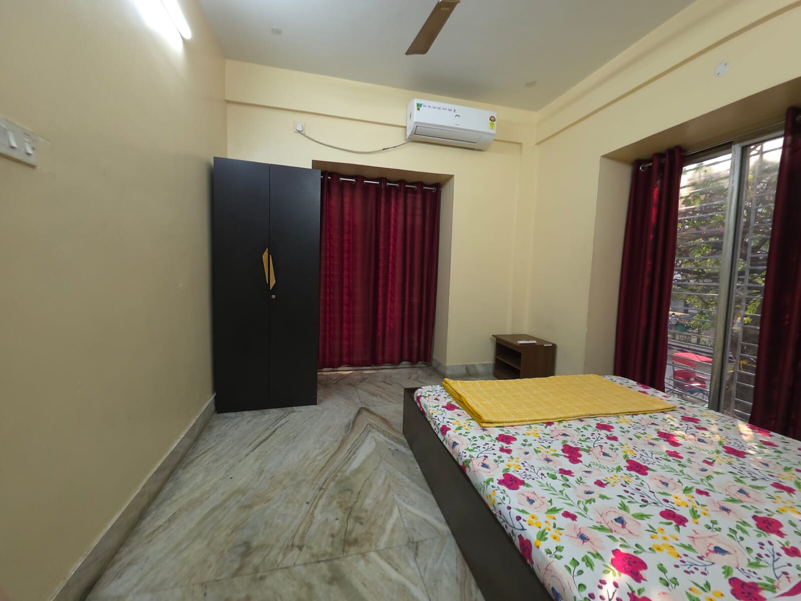 OneAir Serviced Apartment & Homestay || Entire 3BHK Serviced Apartment - Tap to explore photos