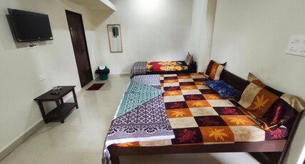 Subhash Guest House Room Type - Standard Non AC Room