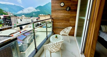 Yogvan Luxury 1BHK Apartments @Tapovan Room Type - Entire Premiere Hill View Apartment Yogvan Luxury 1BHK Apartments @Tapovan Room Type - Entire Premiere Hill View Apartment