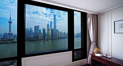 Waldorf Astoria Shanghai on the Bund by Hilton Room Type - QUEEN PREMIUM RIVER VIEW