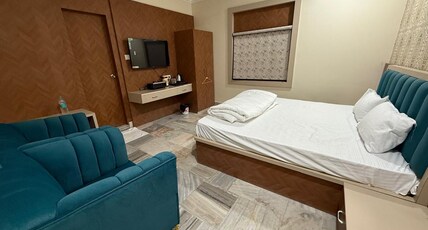 Icon Residency Inn Room Type - Deluxe Room