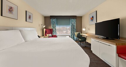 Hilton Garden Inn Williamsburg Room Type - 1 KING HEARING ACCESSIBLE