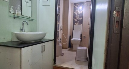 Veeral villa luxurious home stay Ujjain Room Type - Four bed  room