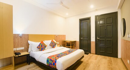 FabHotel Golden Moment Room Type - Deluxe Room