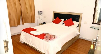 BROWN BERRY BEACH HOUSE Room Type - Double Bed AC Room