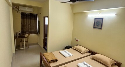 Shubham Suites & PartyHall Room Type - Non AC Deluxe Standard Double Bed