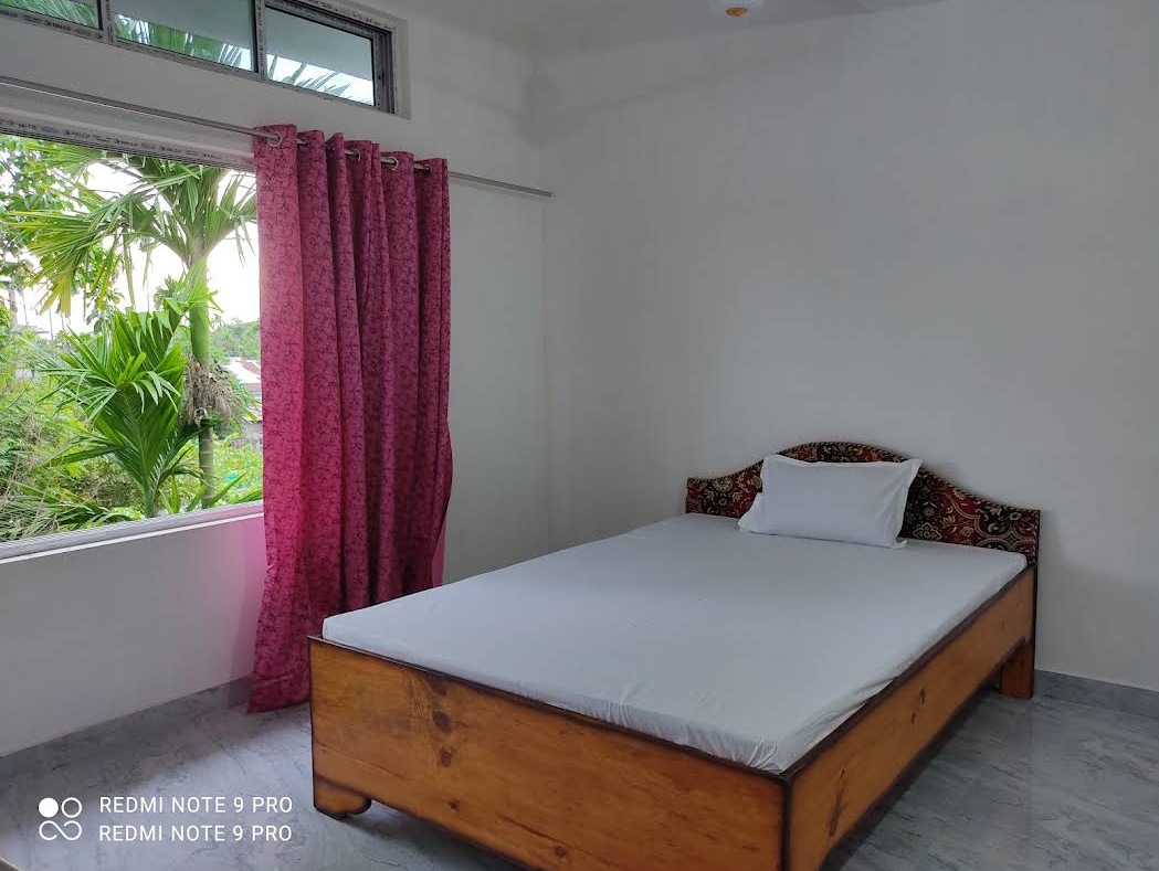 Uttaron Guest House - Tap to explore photos
